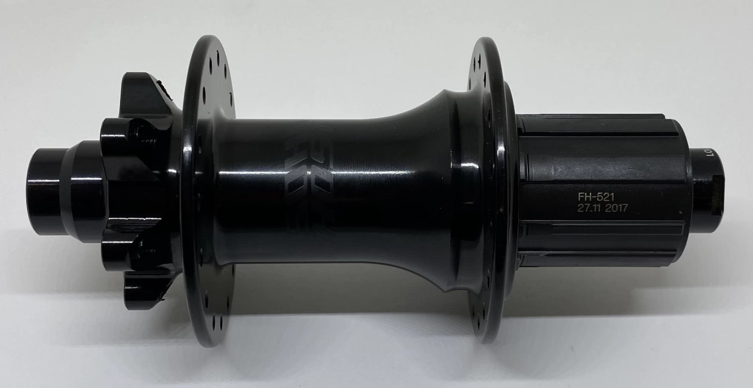 Formula EHL-148S Disc 6-Loch Für Steckachse Schwarz 32 Loch 3 Formula EHL-148S Disc 6-Loch Für Steckachse Schwarz 32 Loch