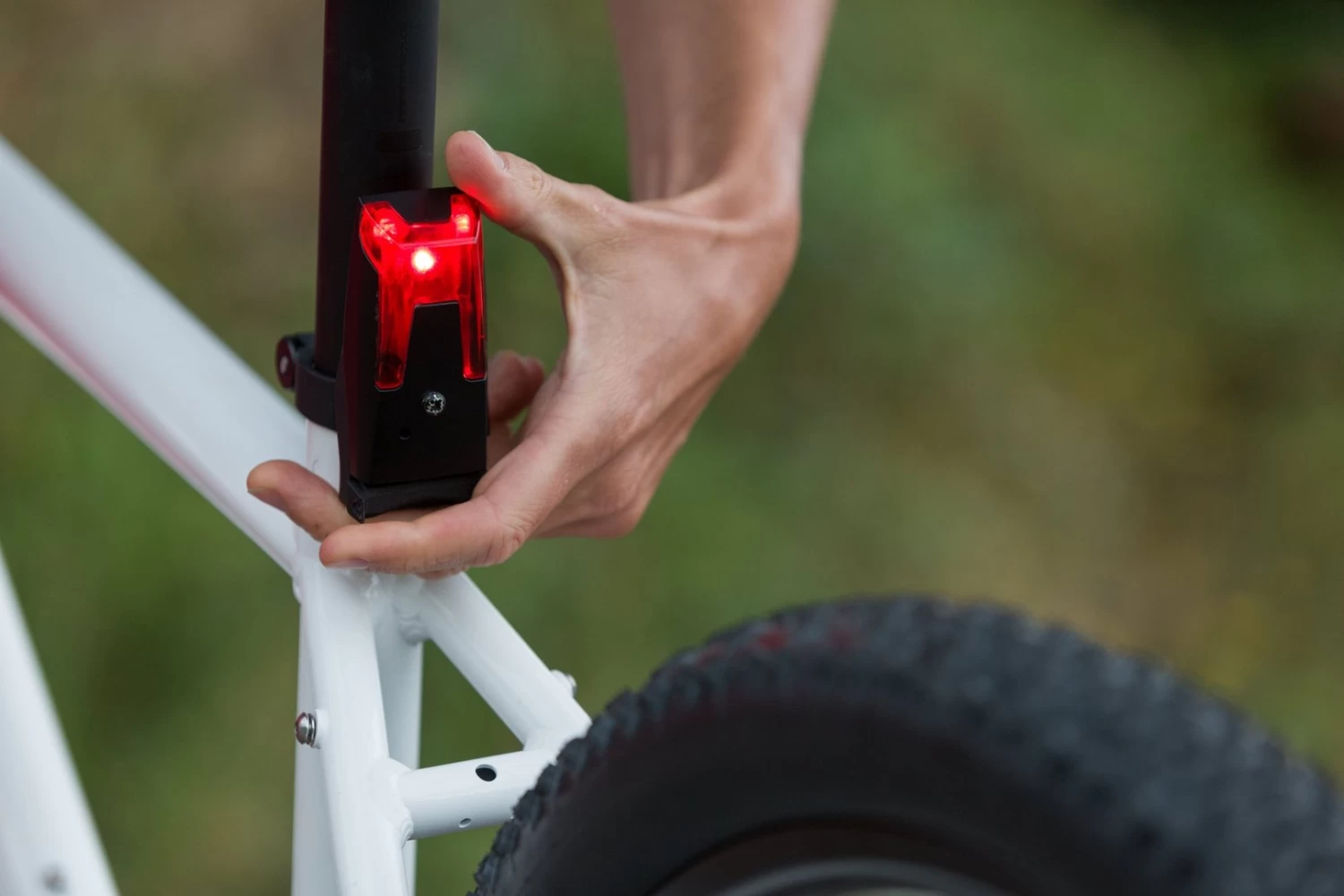 MonkeyLink ML-Light Recharge 30 Lux Set Mit USB-Anschluss 9 MonkeyLink ML-Light Recharge 30 Lux Set Mit USB-Anschluss – Bild 7