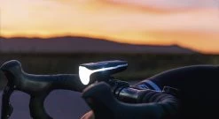 Sigma Aura-80 Und Blaze-Set Mit Akku Für USB-Ladegerät -Fahrradzubehör Sigma Frontleuchte Batterieleuchte LED Akku Aura 80 Lux USB 17800 4016224178001 070 28037i